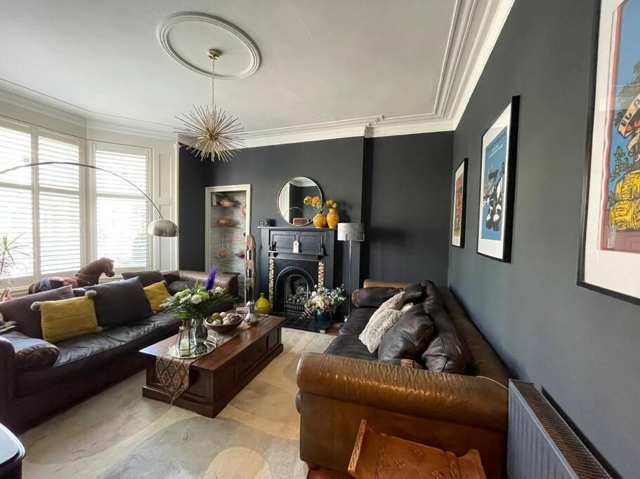 Traditional Apt Close To City Centre & Hampden Glasgow Exteriér fotografie