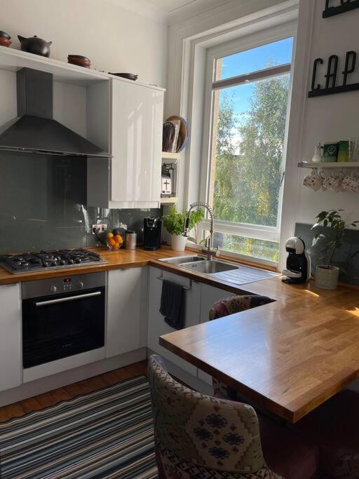 Traditional Apt Close To City Centre & Hampden Glasgow Exteriér fotografie